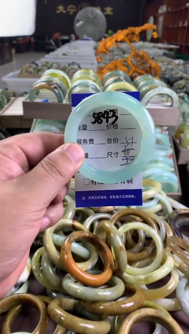 蛇纹石玉未镶嵌手镯5843