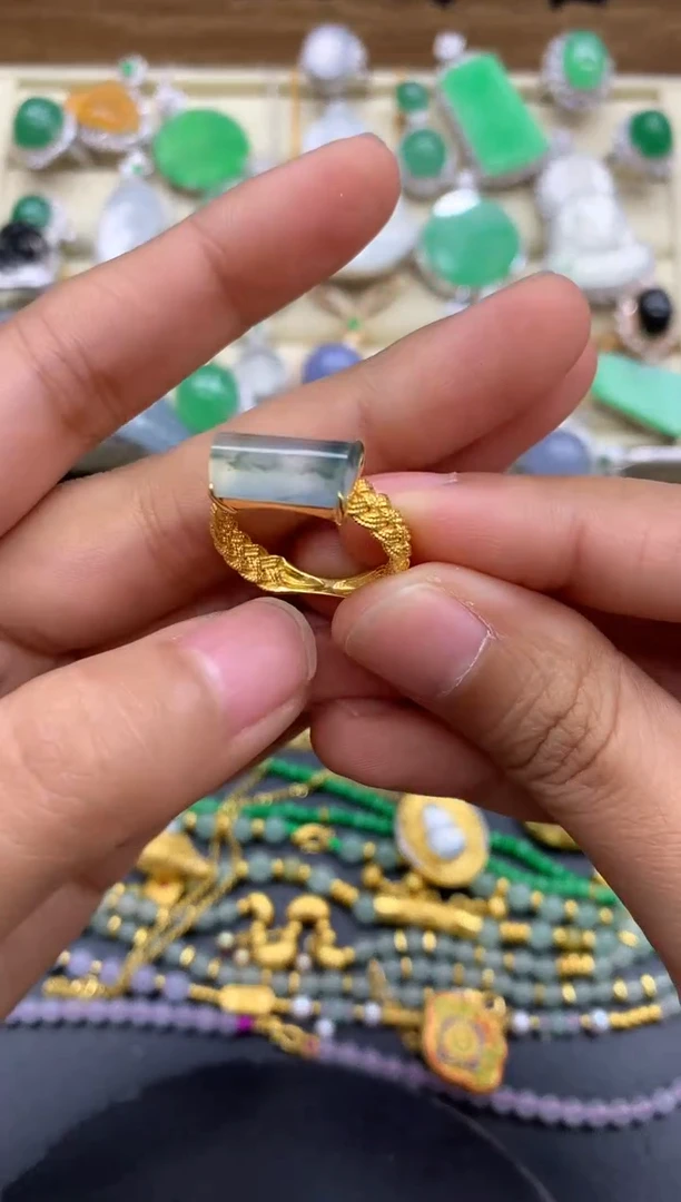 【闪购商品】翡翠戒指18K金镶嵌294-中国好珍宝
