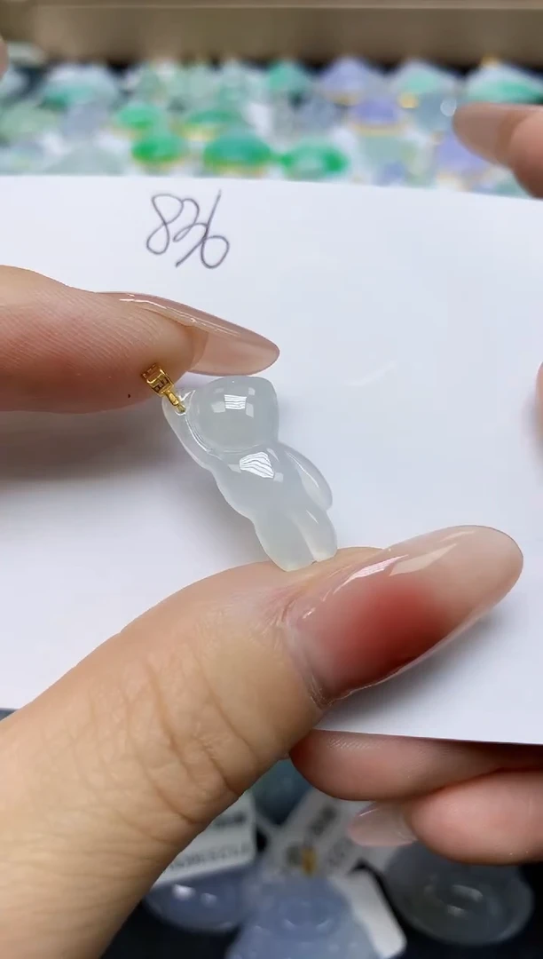 翡翠未镶嵌颈饰 天然缅甸翡翠A货