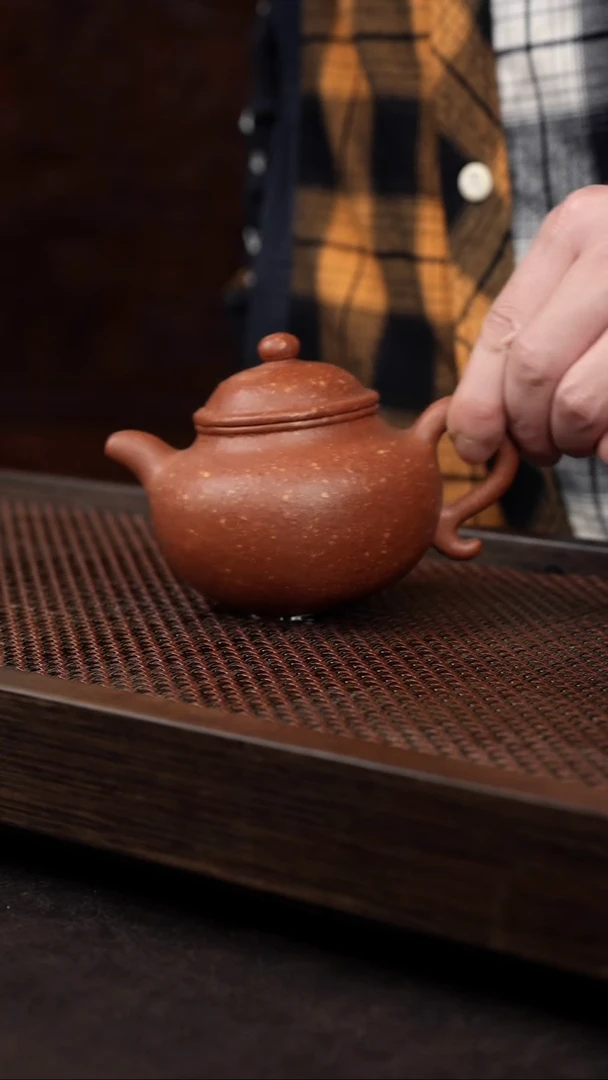 【闪购商品】紫砂茶壶粗砂红降坡莲子