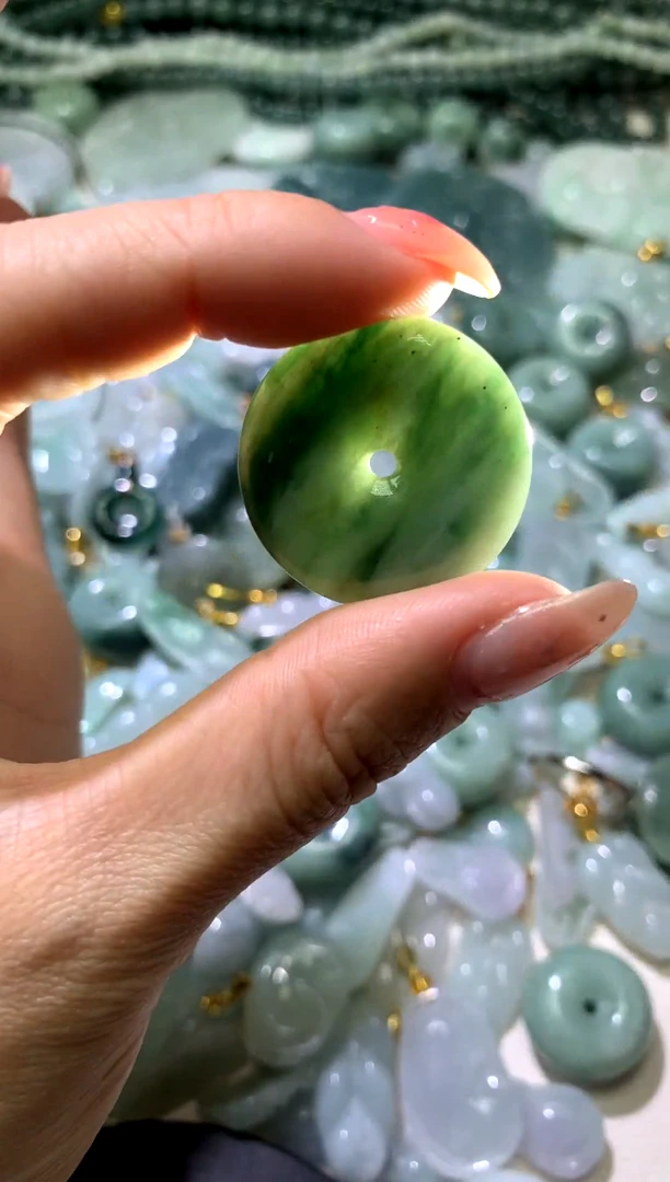 吊坠(不含链)未镶嵌翡翠1