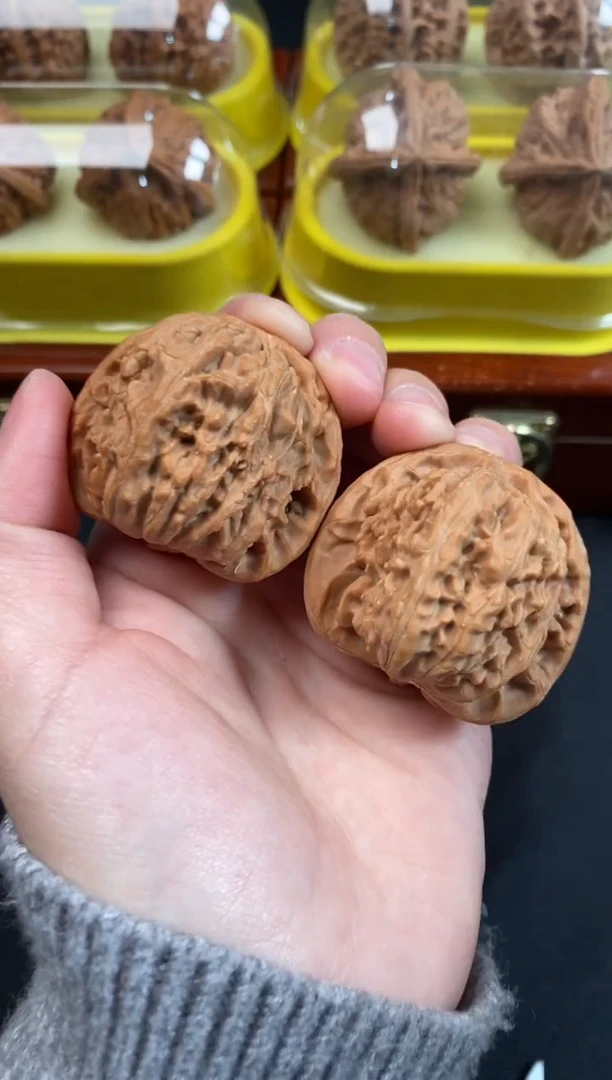 把件文玩核桃白狮子42尺Q852