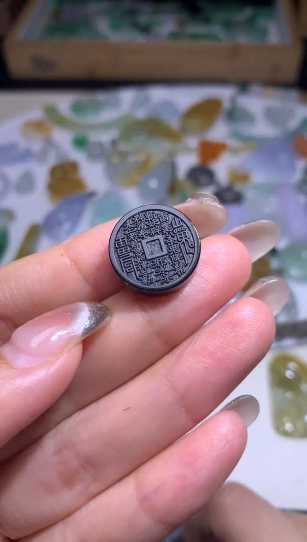 未镶嵌定制翡翠毛货