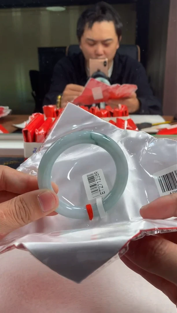 未镶嵌定制翡翠5073毛货不退不换 54-56圈