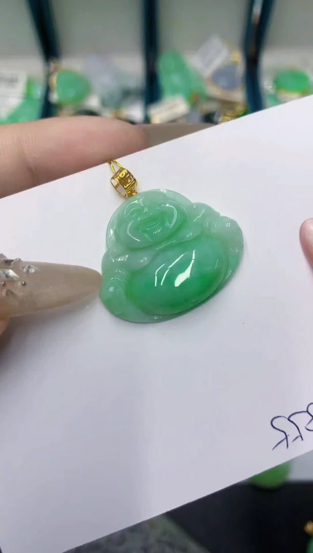 颈饰18K金镶嵌翡翠111111