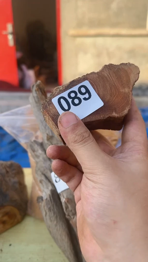 柏木太行陈化崖柏香片！卡1.5随机一片！（1单1片）089