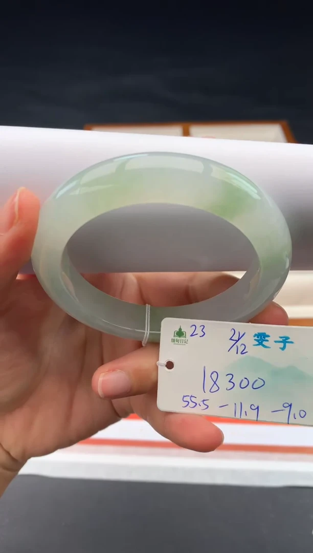 未镶嵌手镯翡翠翡翠自带#送人#，假一赔三