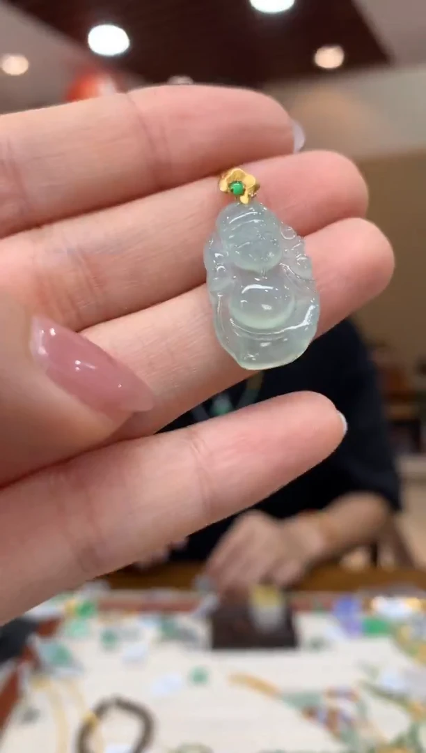 吊坠(不含链)18K金镶嵌翡翠财神