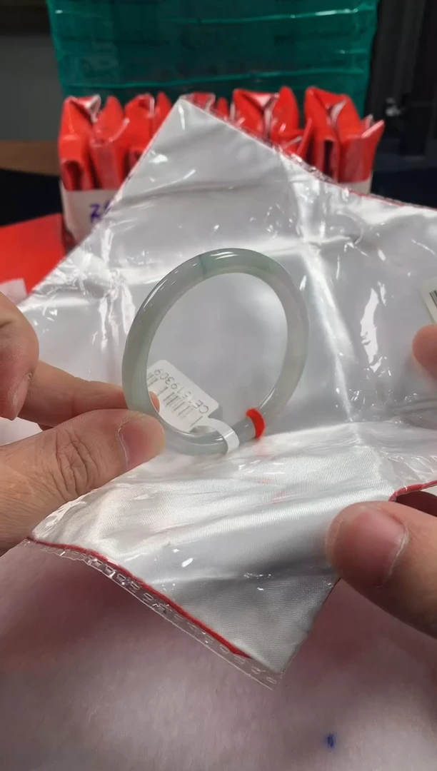 未镶嵌定制翡翠5073毛货不退不换 54-55圈