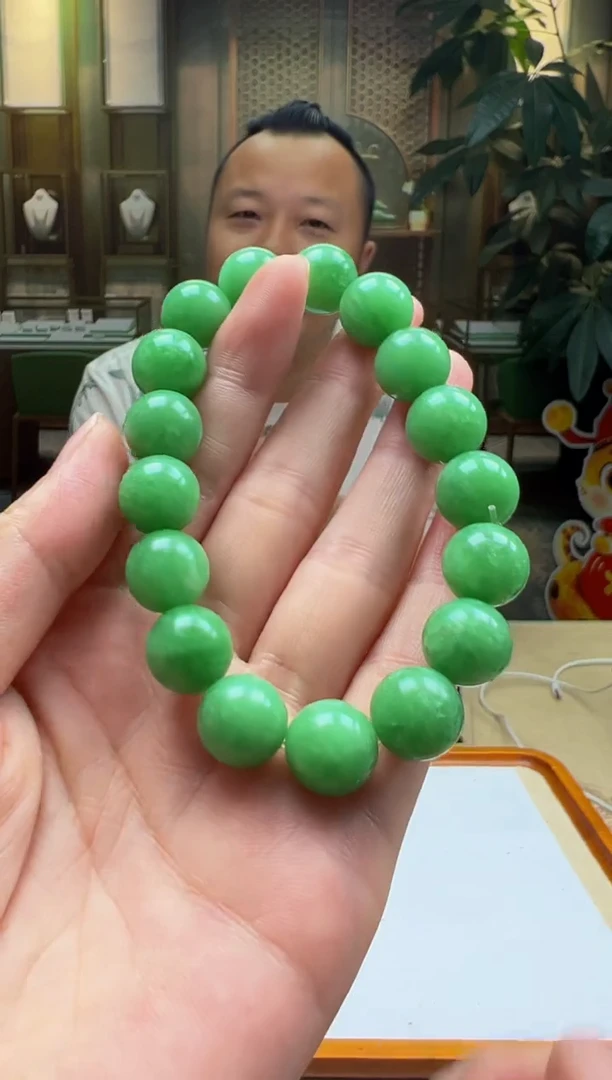 翡翠未镶嵌颈饰BQ2025-7-10-15