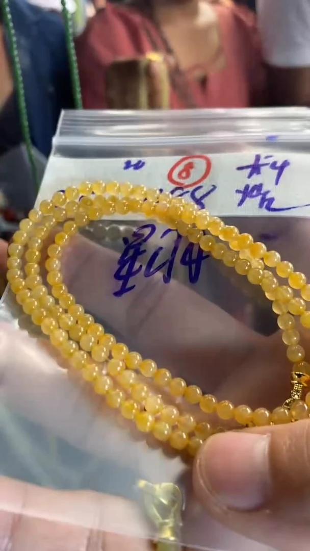 定制翡翠未镶嵌星*天然缅甸翡翠多样性