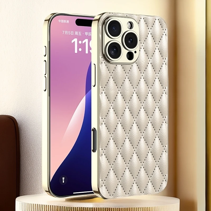 适用苹果16小香风手机壳菱格纹镜头保护皮套iPhone16promax保护壳