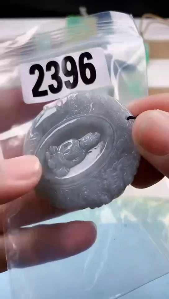 【闪购商品】翡翠挂件未镶嵌天然翡翠吊坠挂件