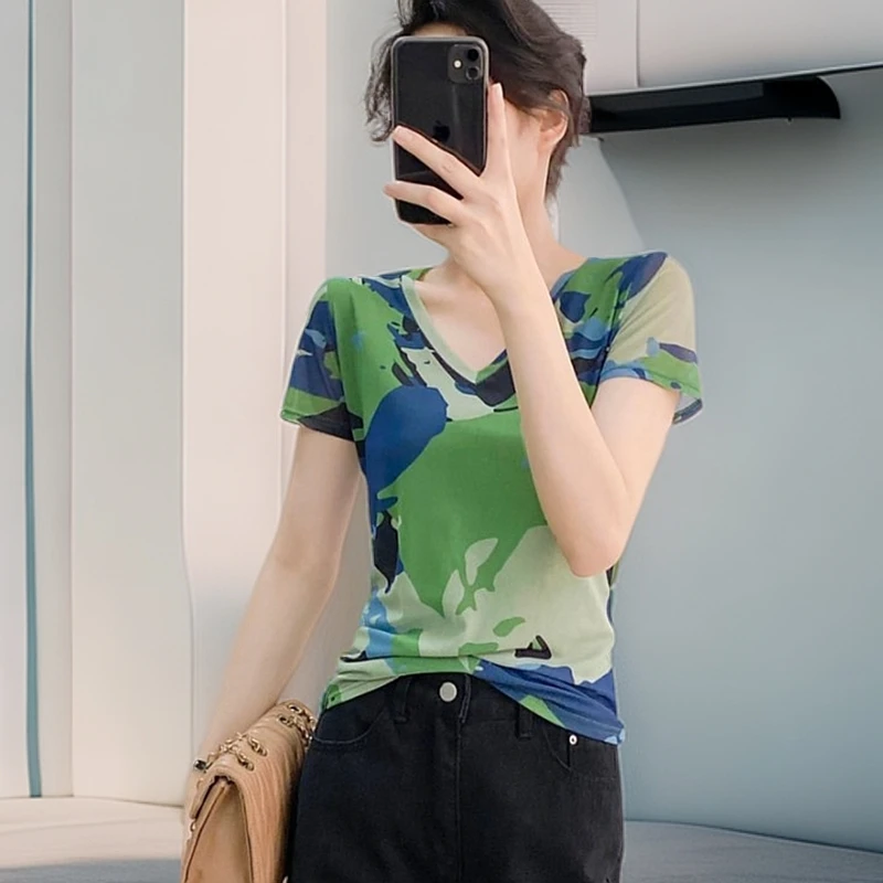 夏季时髦网红洋气衣服短袖女款爆款2025新款正版网纱上衣纱衣t恤