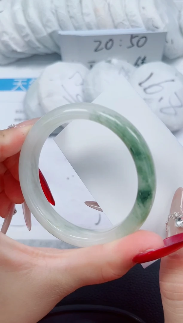 未镶嵌手镯石英质玉157-55/56