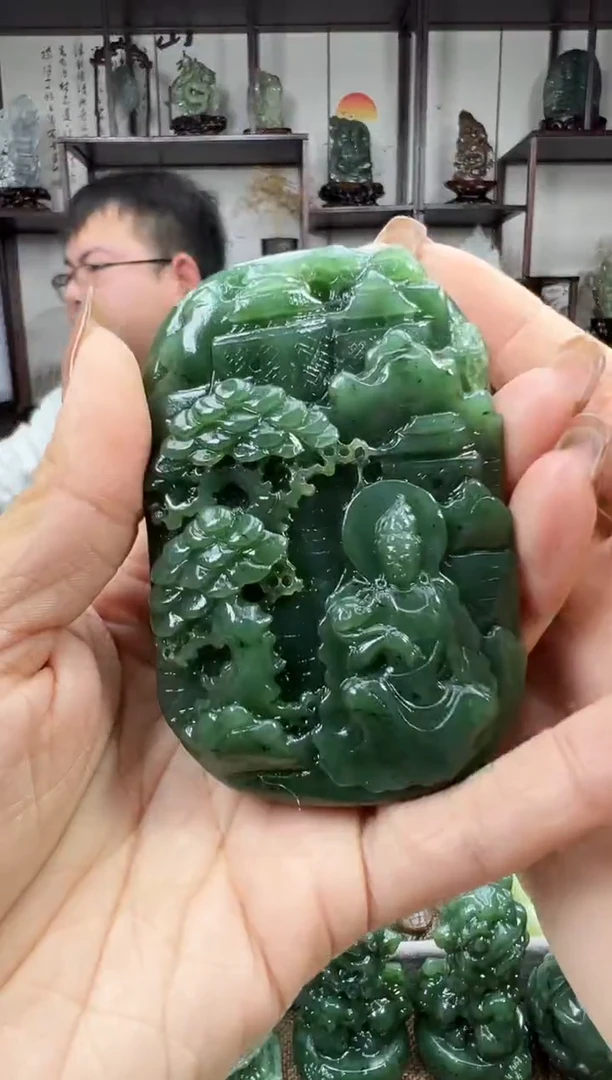 未镶嵌和田玉把件1