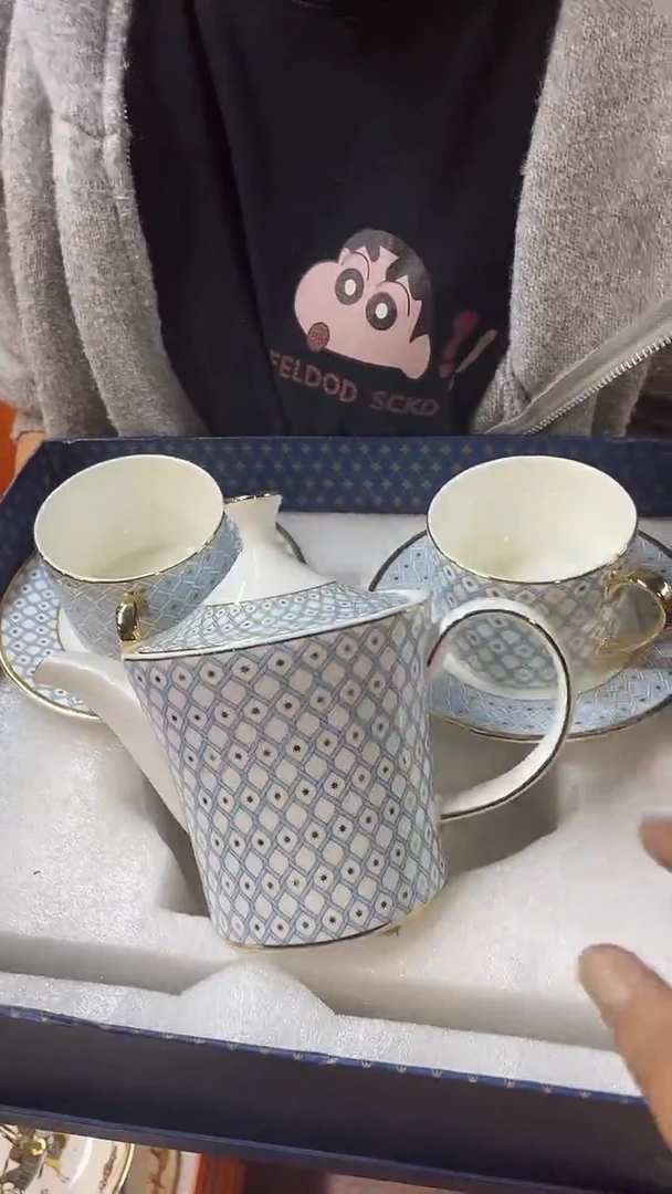 杯鸿辉家品牌瓷器，京东包邮！