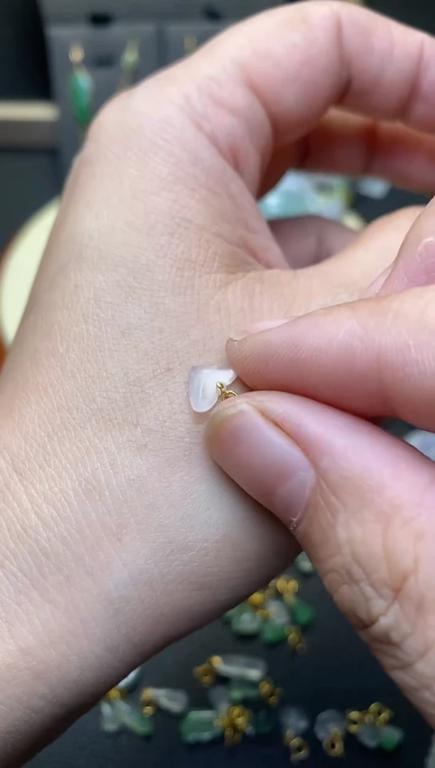 翡翠18K金镶嵌颈饰净货33153