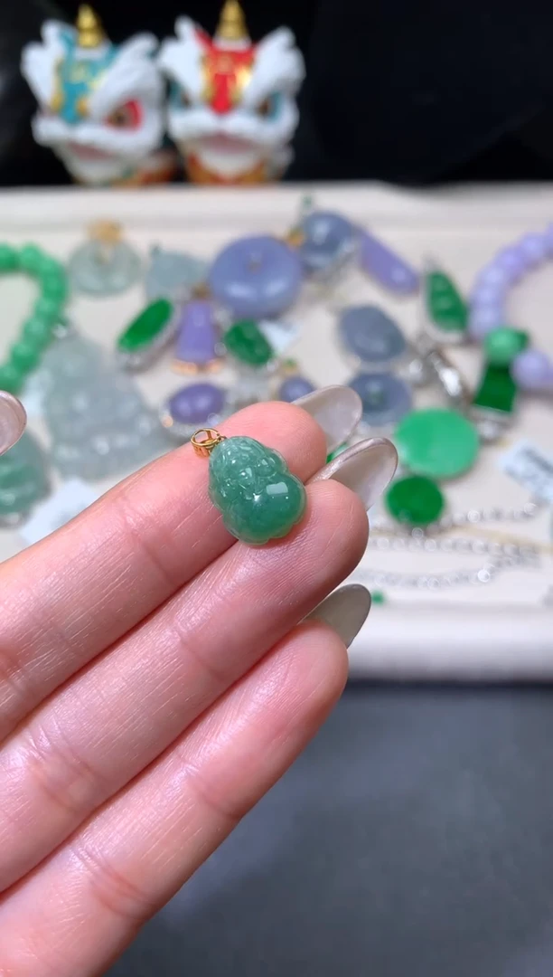 吊坠(不含链)18K金镶嵌翡翠翡翠