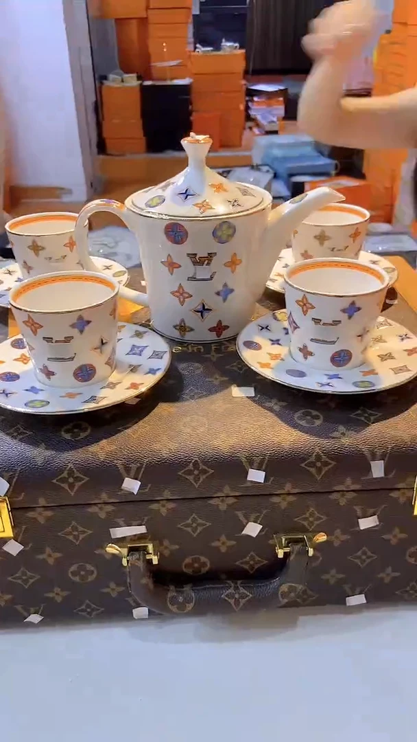 鸿辉家品牌瓷器，京东包邮！