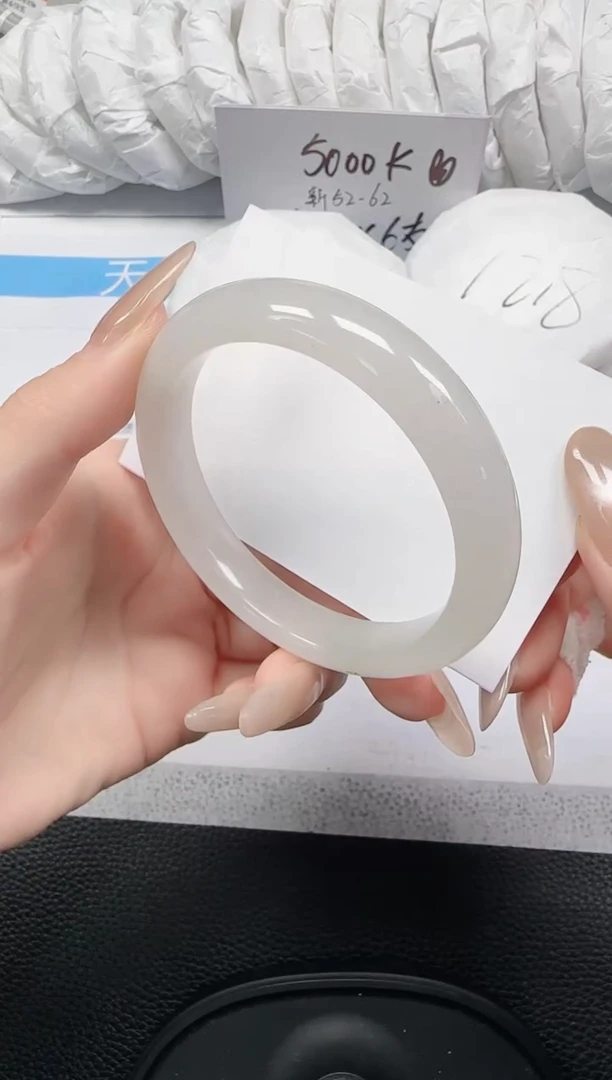 未镶嵌手镯石英岩玉196-56/57