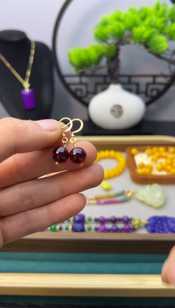 【闪购商品】血珀耳饰14K金镶嵌E29