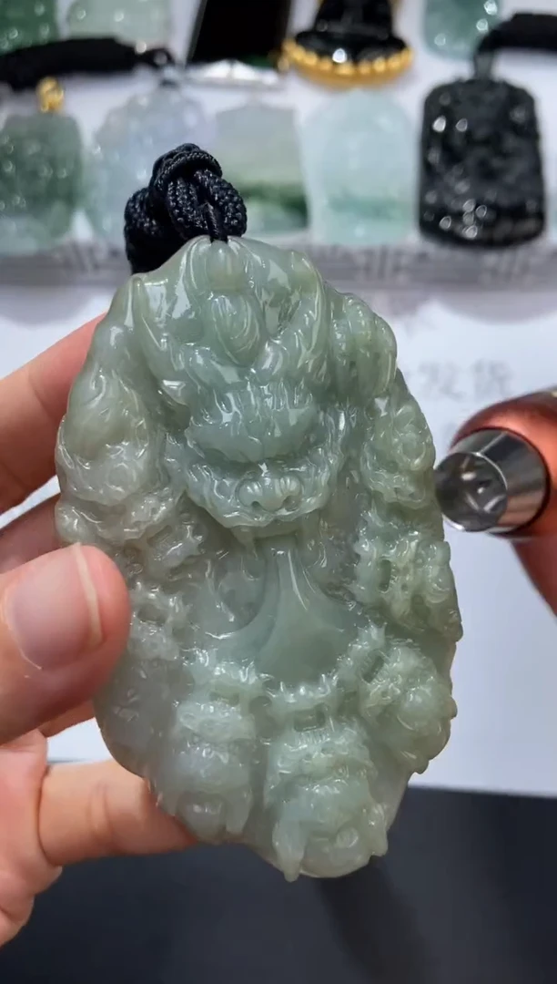 未镶嵌挂件翡翠372425  多人