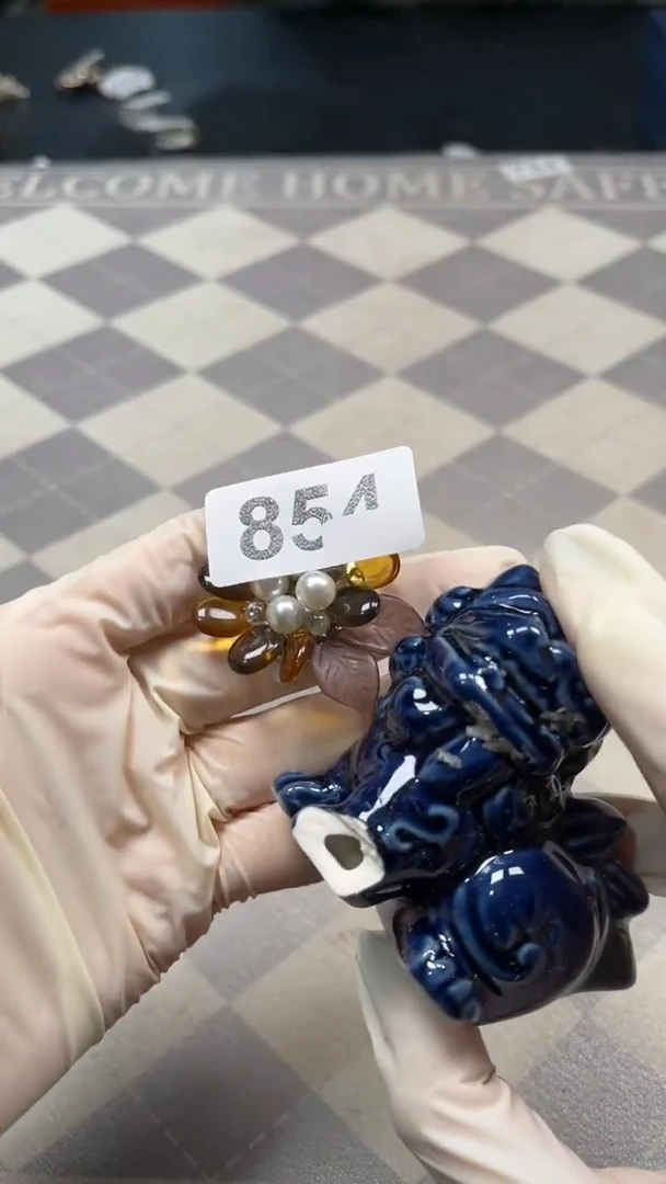 瓷片陶瓷如图所示周边