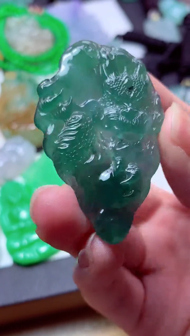 翡翠未镶嵌颈饰天然翡翠