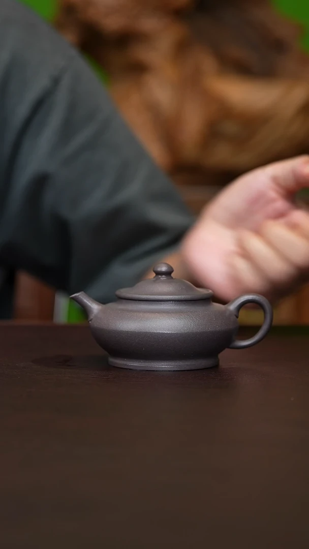 茶壶紫砂宜兴原款  青灰紫泥   笠帽合欢  150CC