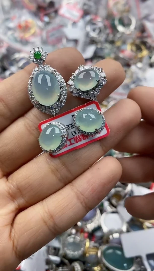 银S925镶嵌戒指翡翠666                   2