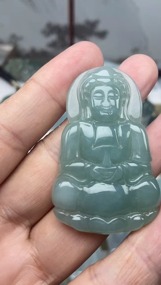 颈饰未镶嵌翡翠观音