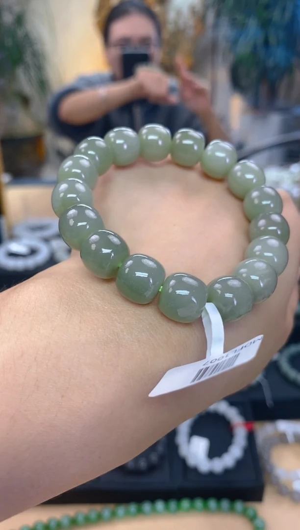 未镶嵌手串和田玉卡12