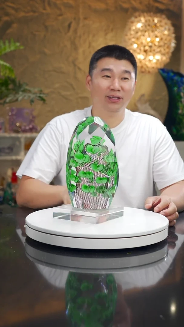 摆件福利设计款绿色蝴蝶兰切面摆件