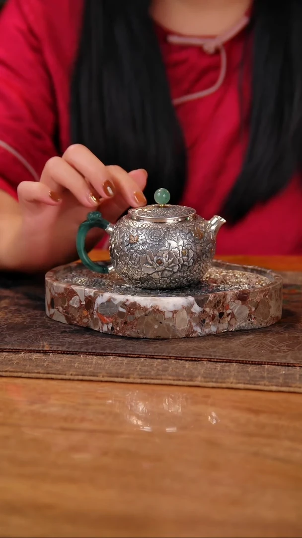 孙****工盛唐工坊 足银999 手工泡茶壶