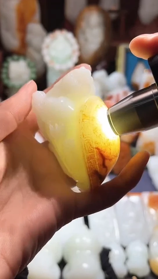 未镶嵌和田玉把件精品