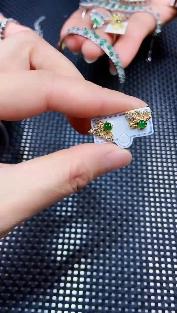 【闪购商品】翡翠耳饰未镶嵌111111111