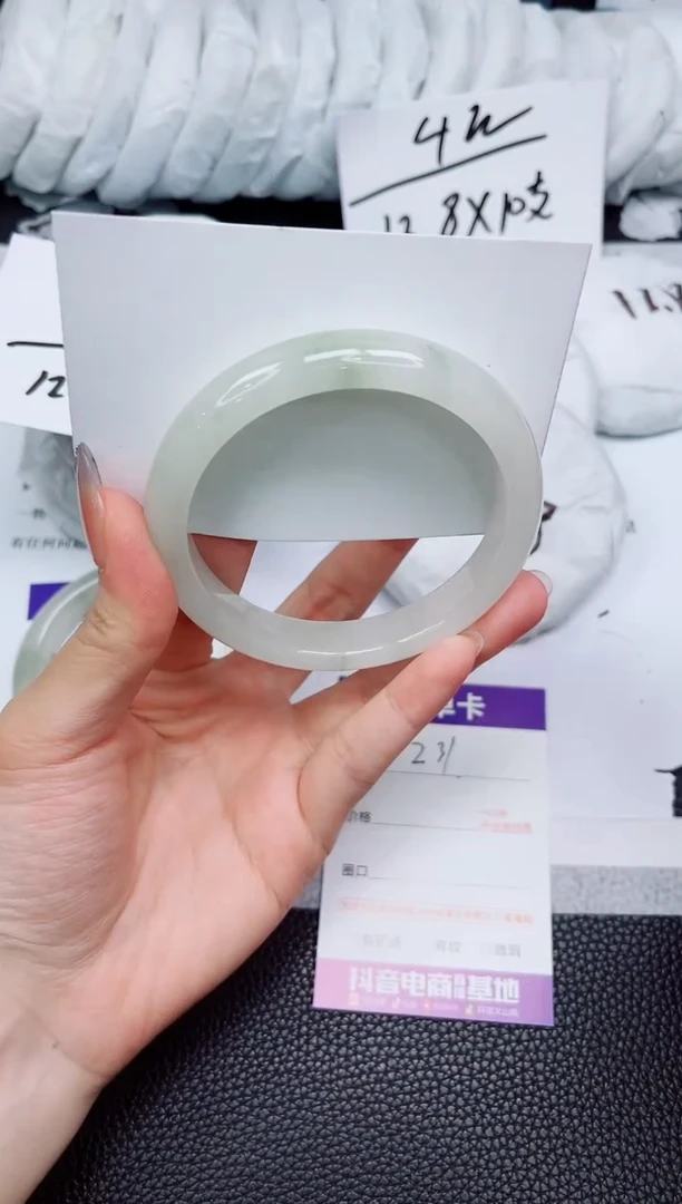 石英质玉手镯未镶嵌231-60.5