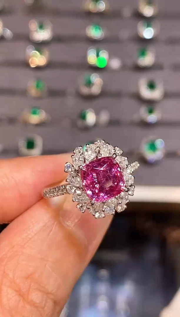 彩色蓝宝石戒指18K金镶嵌【闪购】2.0ct/无烧帕帕拉恰/展会价/GUILD