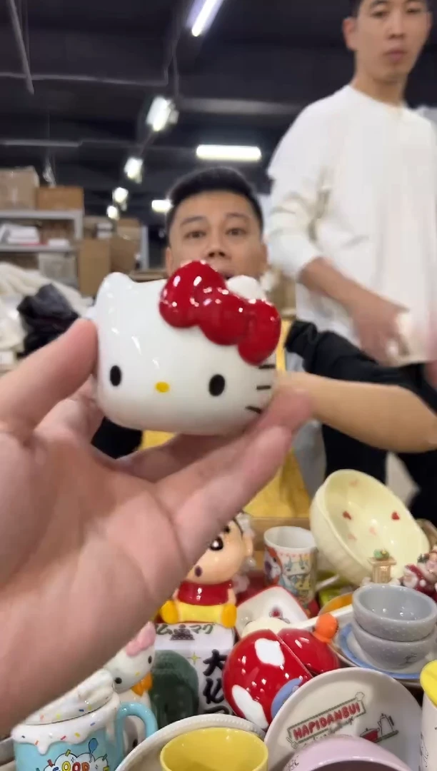 瓷片红色kt猫香薰