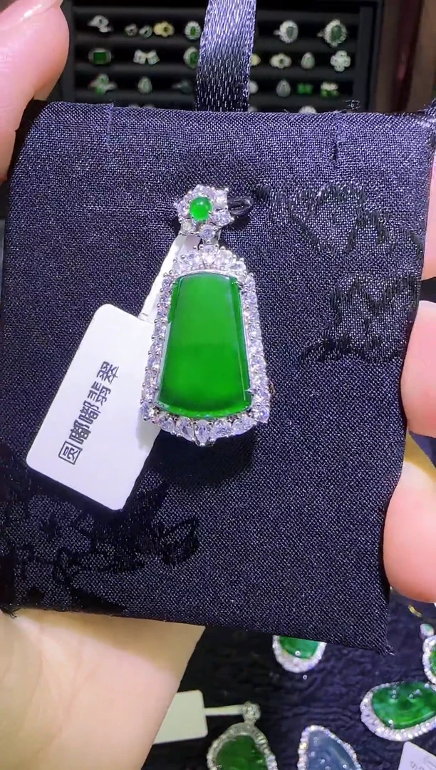 吊坠(不含链)未镶嵌翡翠天然翡翠A货  无事牌2