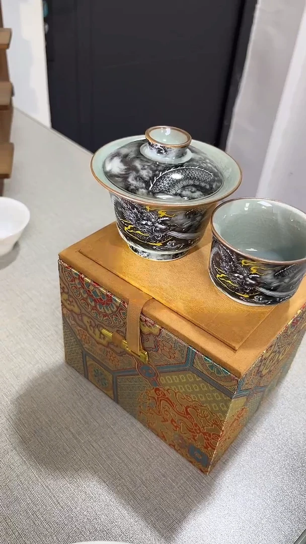 景德镇高温瓷墨龙两才