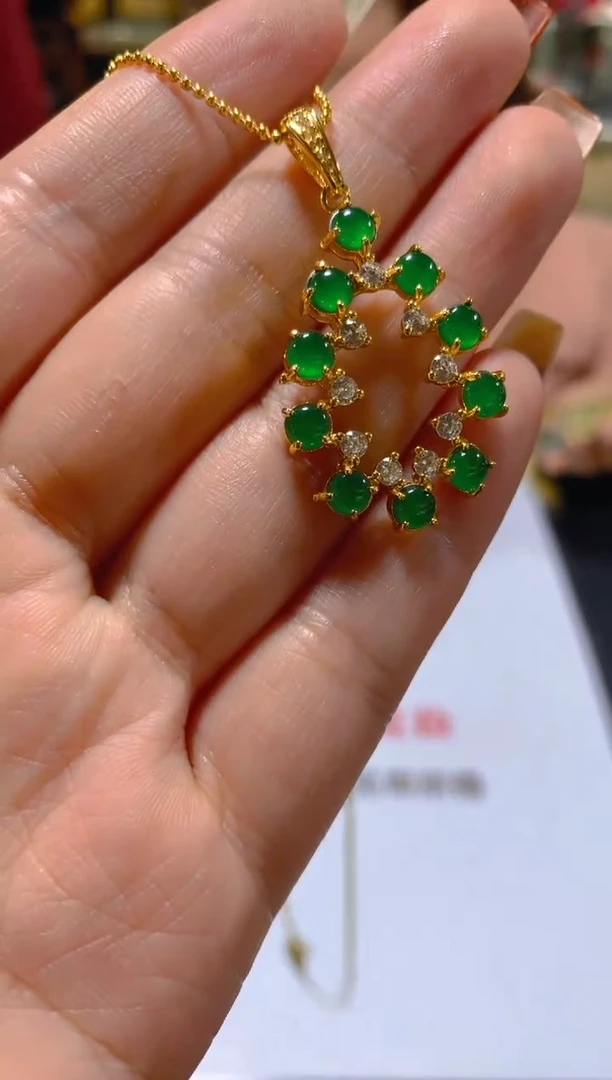 颈饰未镶嵌翡翠多样性发一