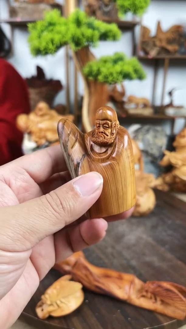 【闪购商品】柏木（崖柏）木雕1