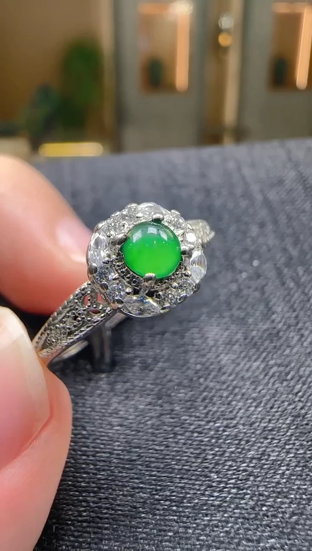 未镶嵌戒指翡翠天然A货翡翠多样性发一