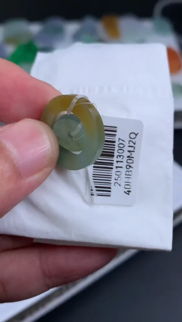 【闪购商品】定制翡翠未镶嵌翡翠
