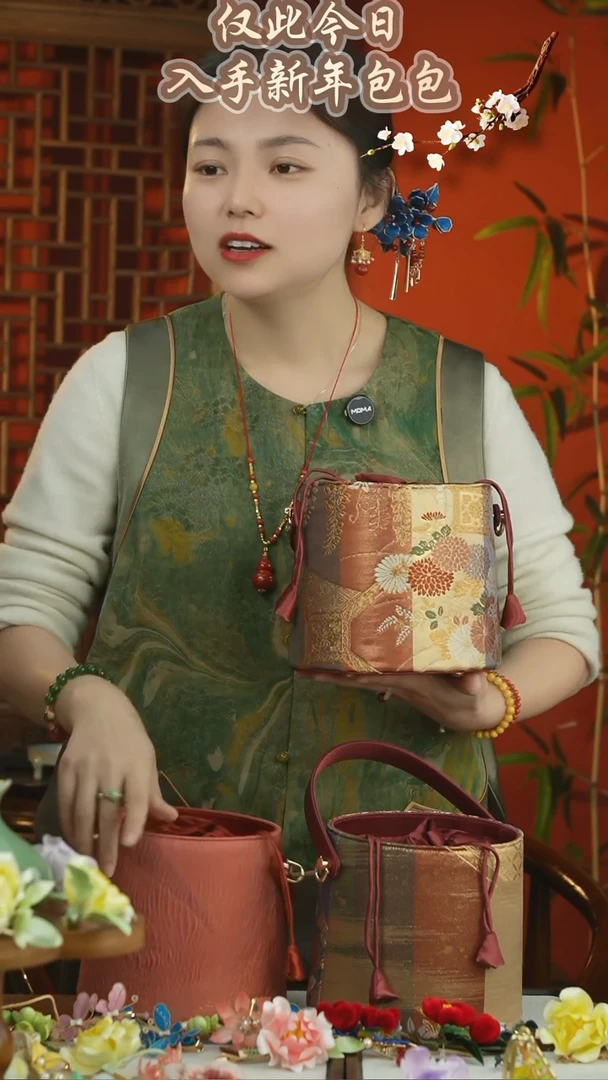 刺绣闪购随机发一个包包不可选介意勿拍