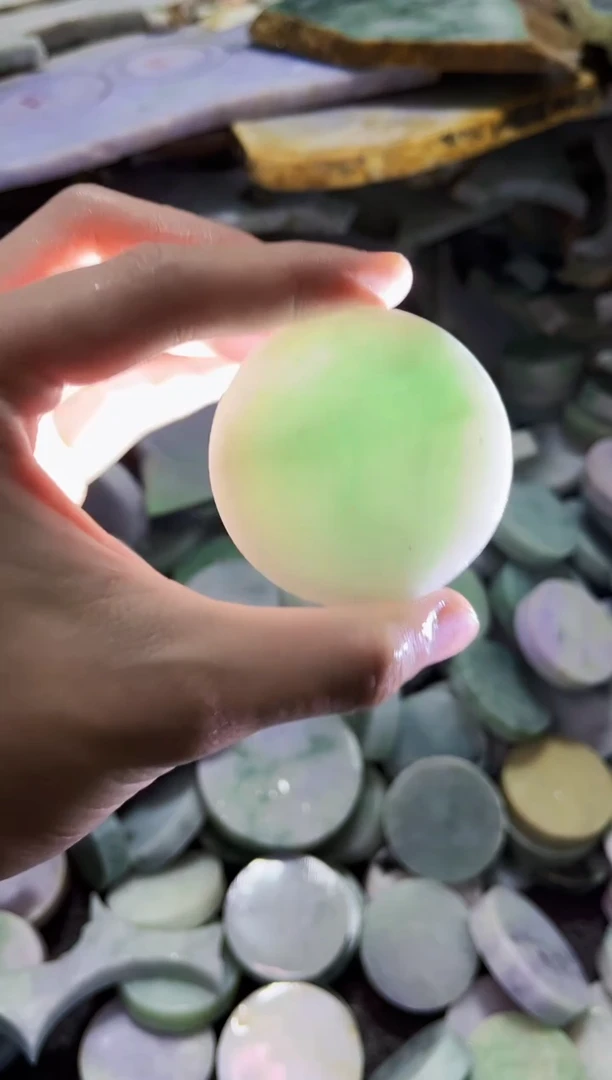 【闪购商品】翡翠颈饰未镶嵌A货吴玉079