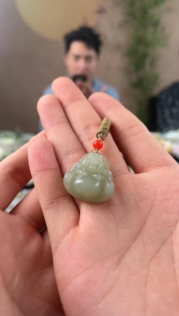 【闪购商品】和田玉挂件未镶嵌且末青白佛公挂件微色差