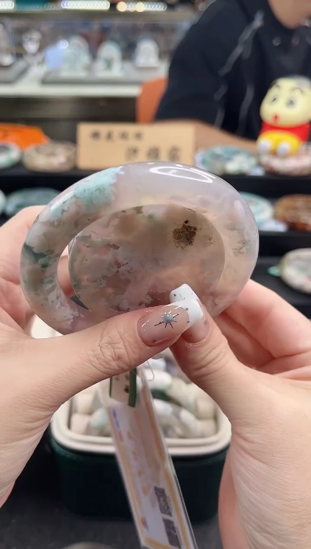 未镶嵌手镯石英质玉尘*丷圈口（赠品镯心）